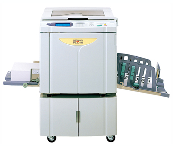 RISO ���\�[ rz630